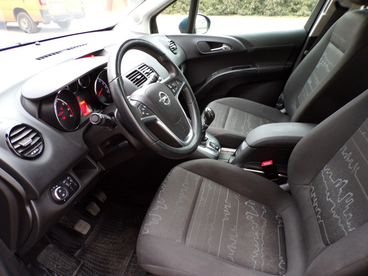 Opel Meriva - Zdjęcie 17