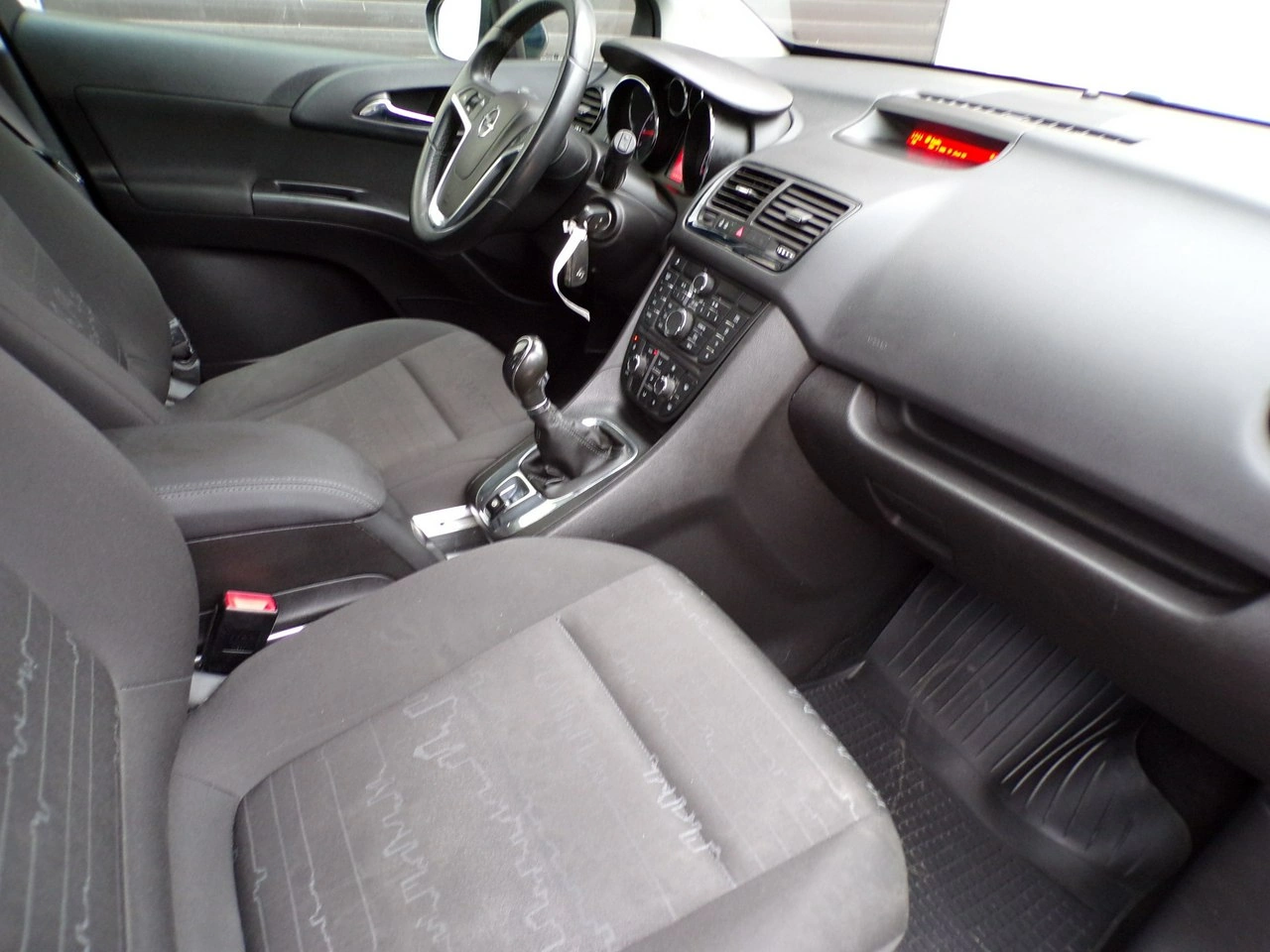 Opel Meriva - Zdjęcie 20