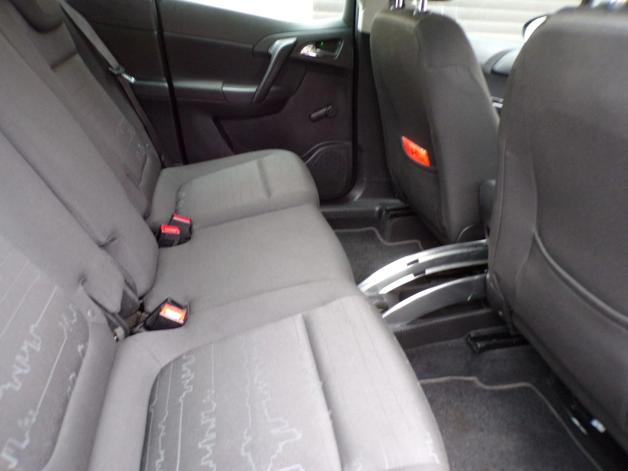 Opel Meriva - Zdjęcie 23