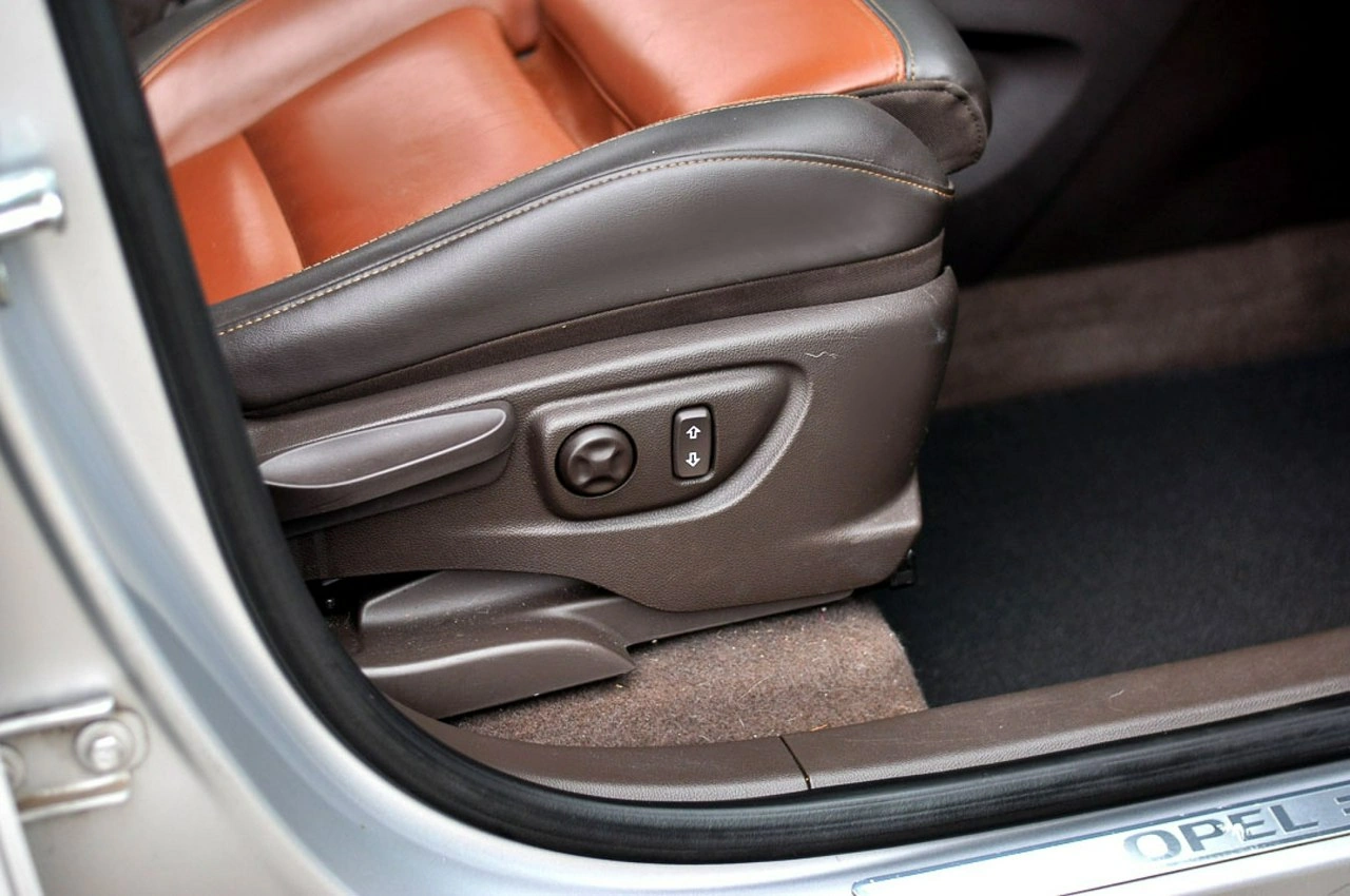 Opel Mokka - Zdjęcie 11