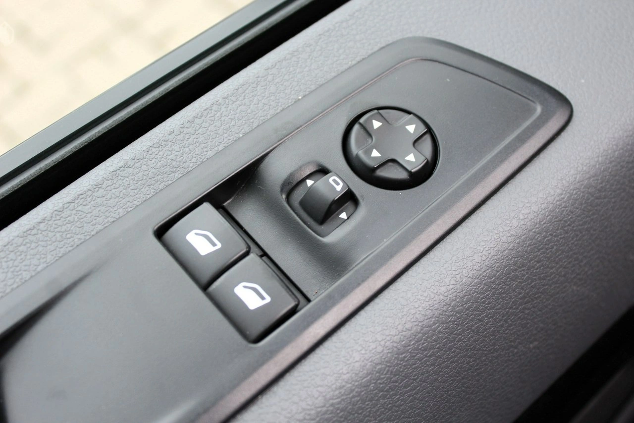 Citroën Jumpy Combi - Zdjęcie 18