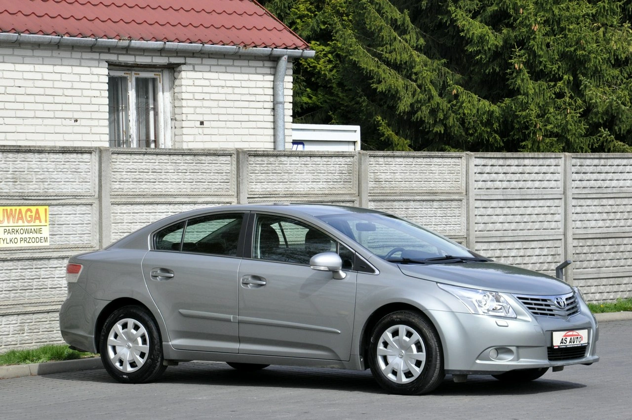 Toyota Avensis - Zdjęcie 26