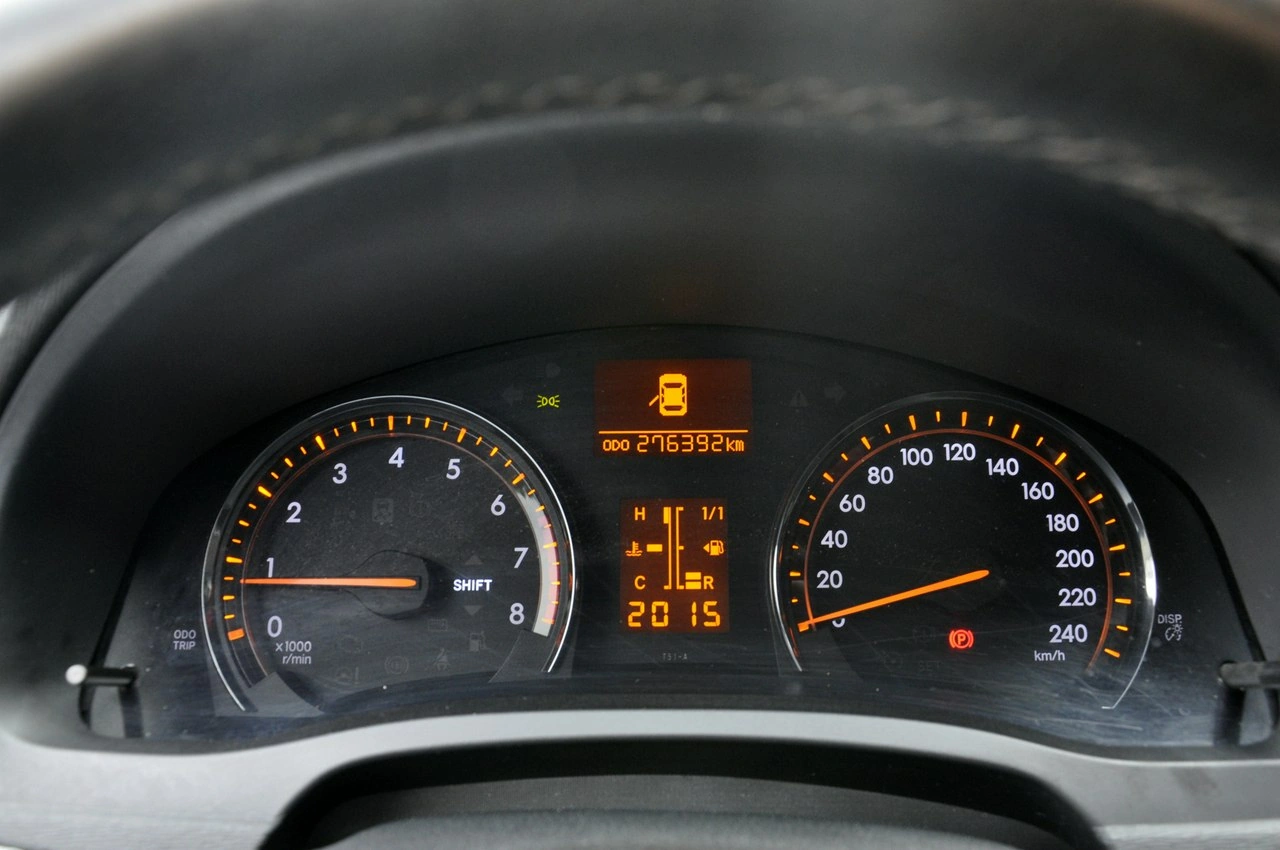 Toyota Avensis - Zdjęcie 10