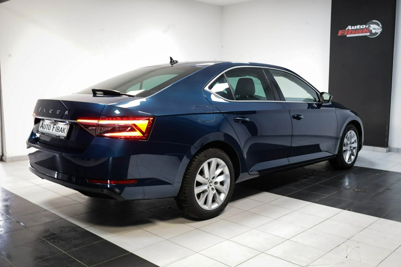 Skoda Superb - Zdjęcie 12