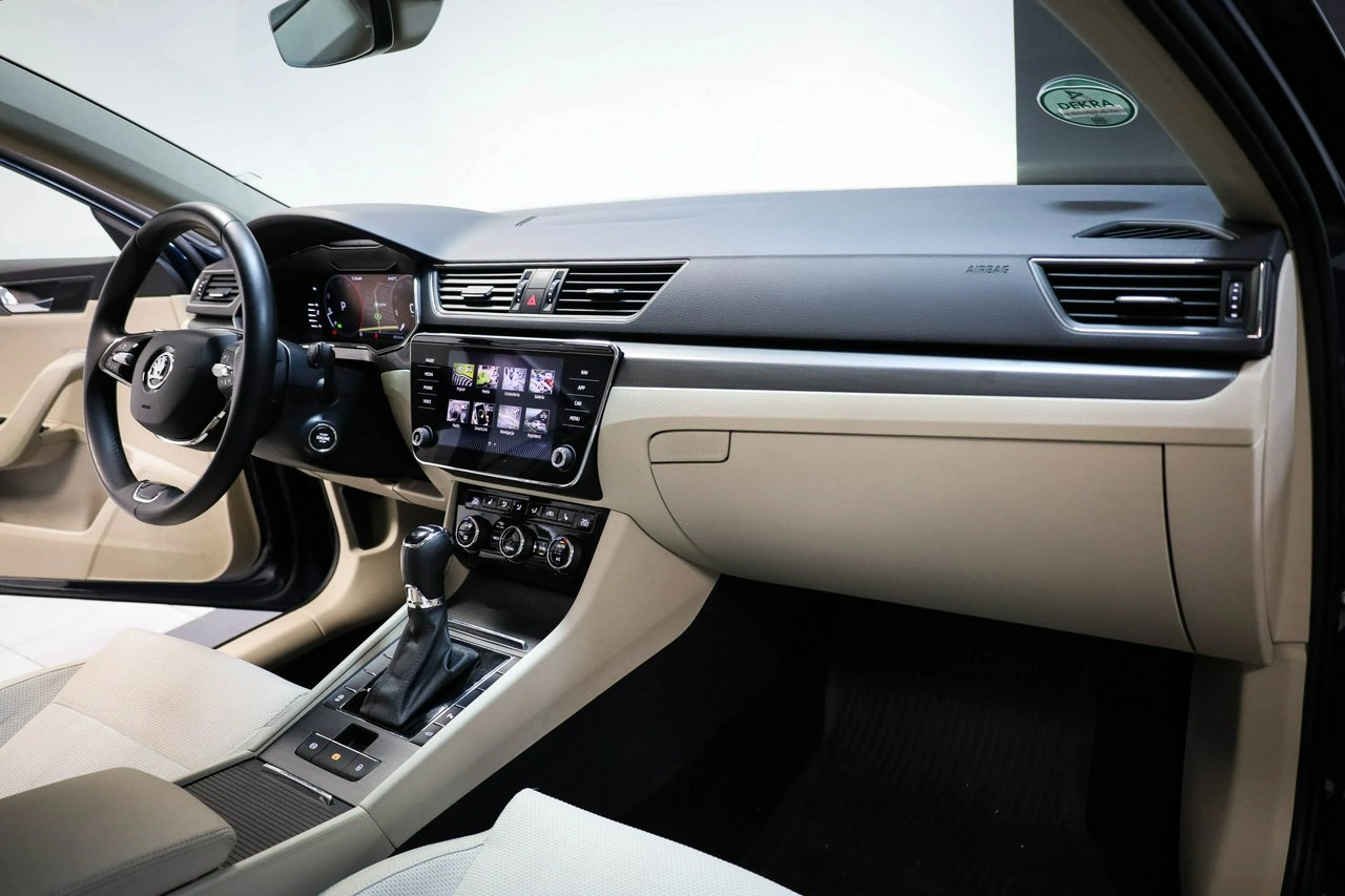 Skoda Superb - Zdjęcie 23