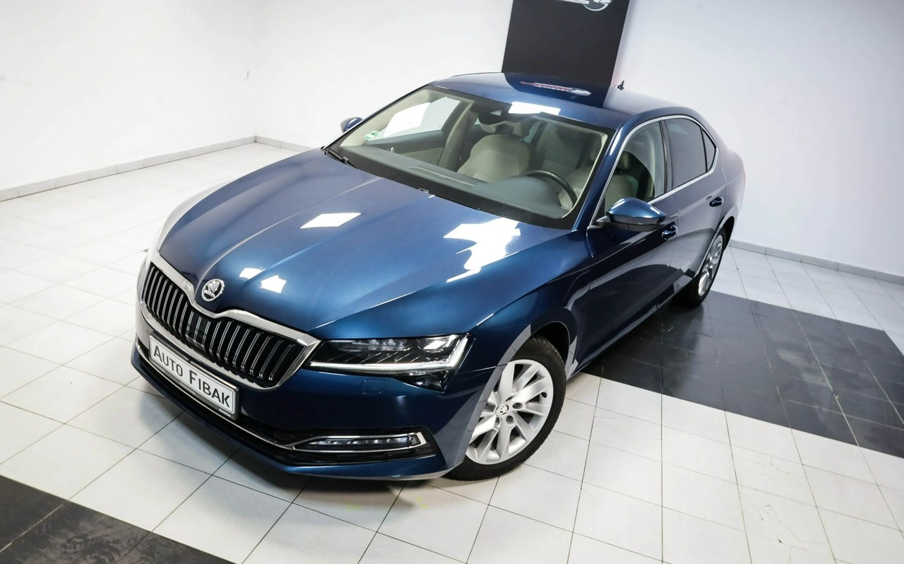 Skoda Superb - Zdjęcie 2