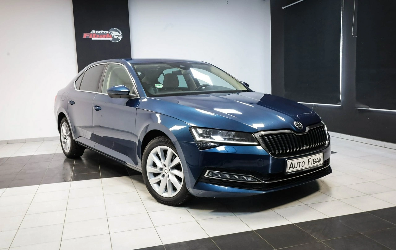 Skoda Superb - Zdjęcie 4