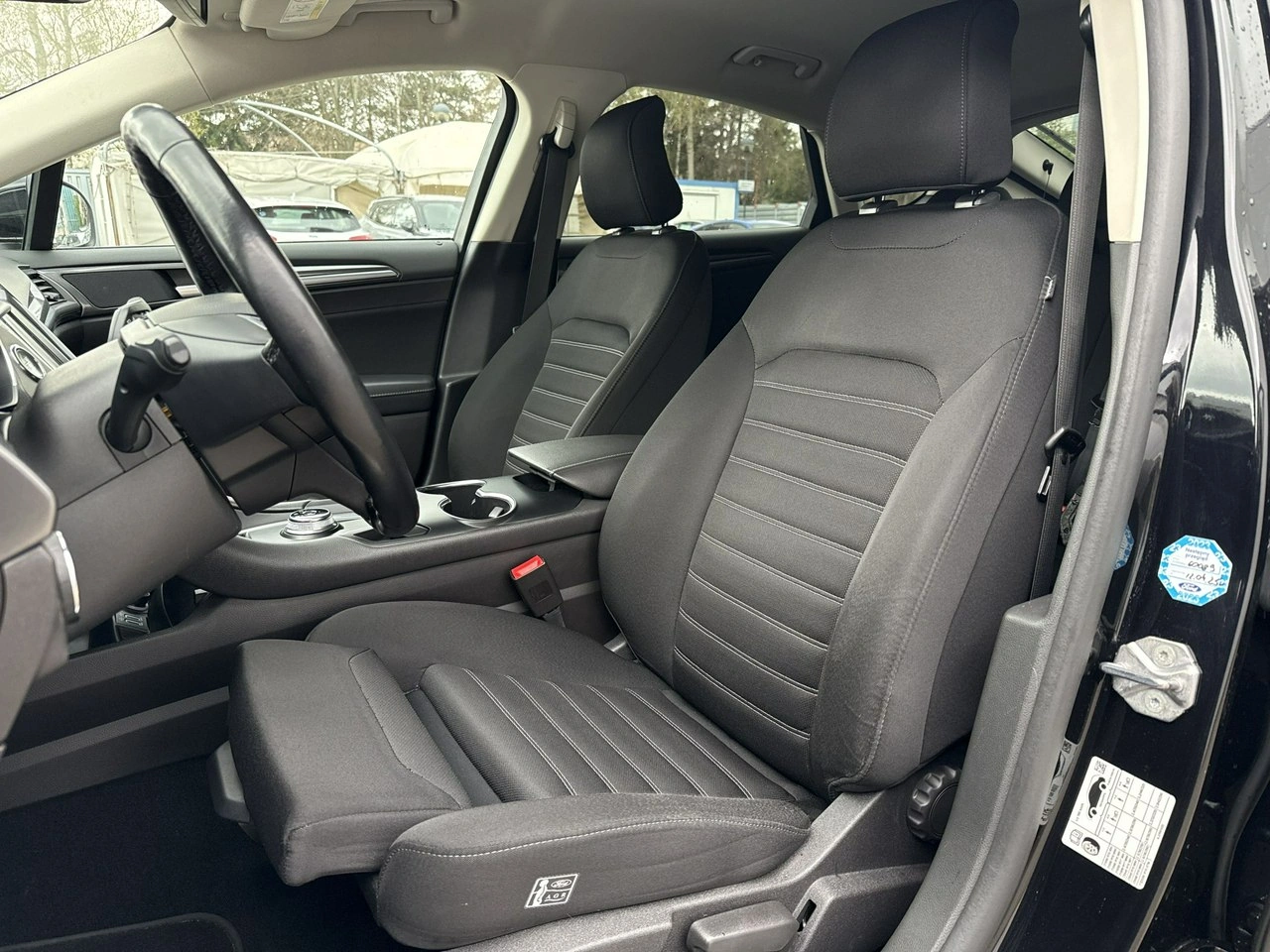 Ford Mondeo - Zdjęcie 11