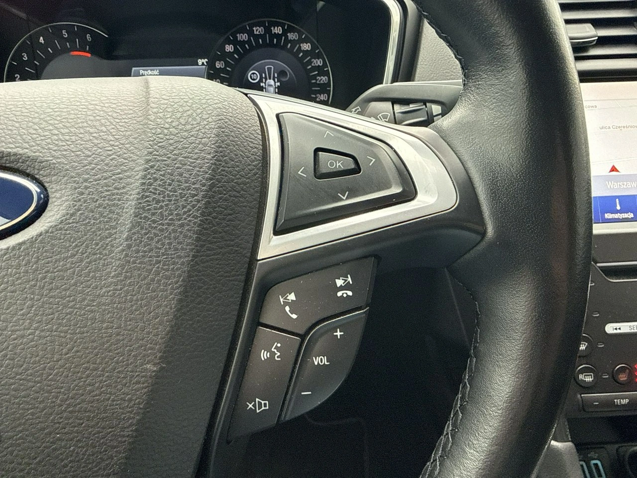 Ford Mondeo - Zdjęcie 16