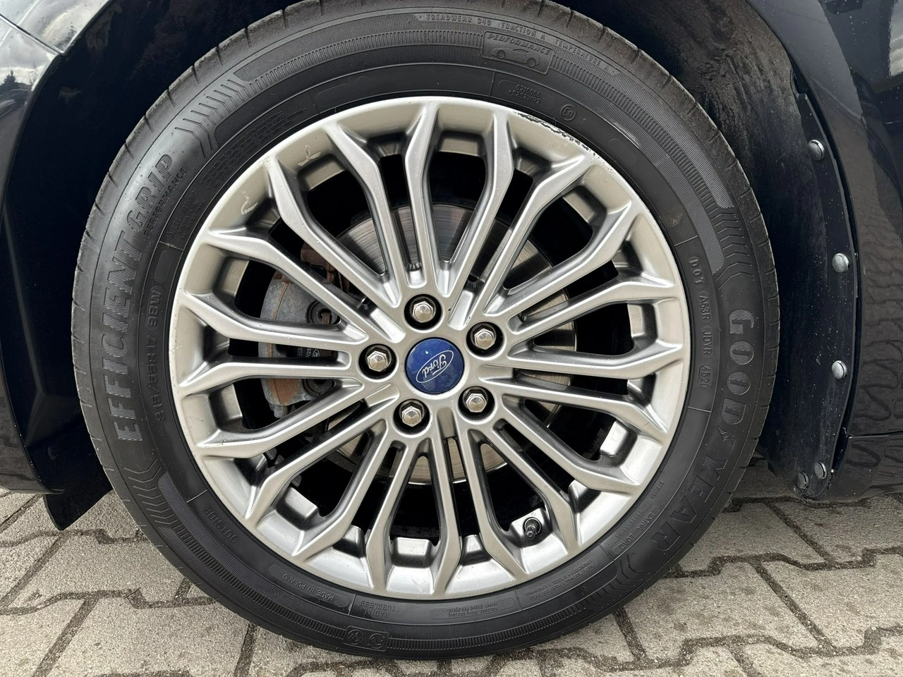 Ford Mondeo - Zdjęcie 8