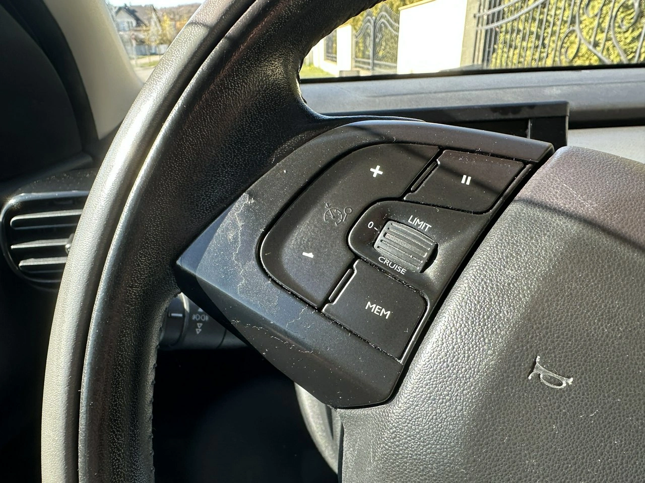 Citroën C4 Cactus - Zdjęcie 17