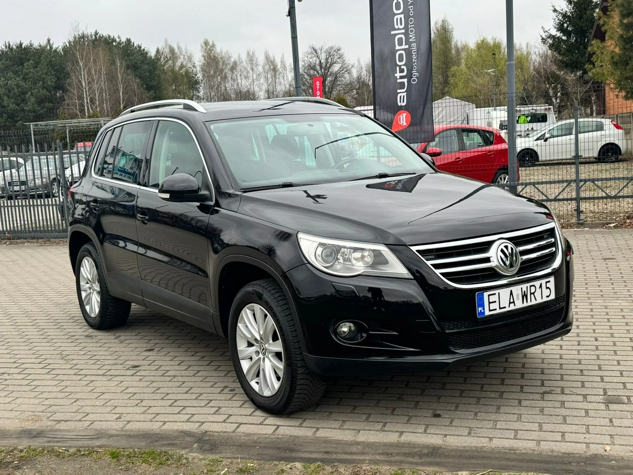 Volkswagen Tiguan - Zdjęcie 14