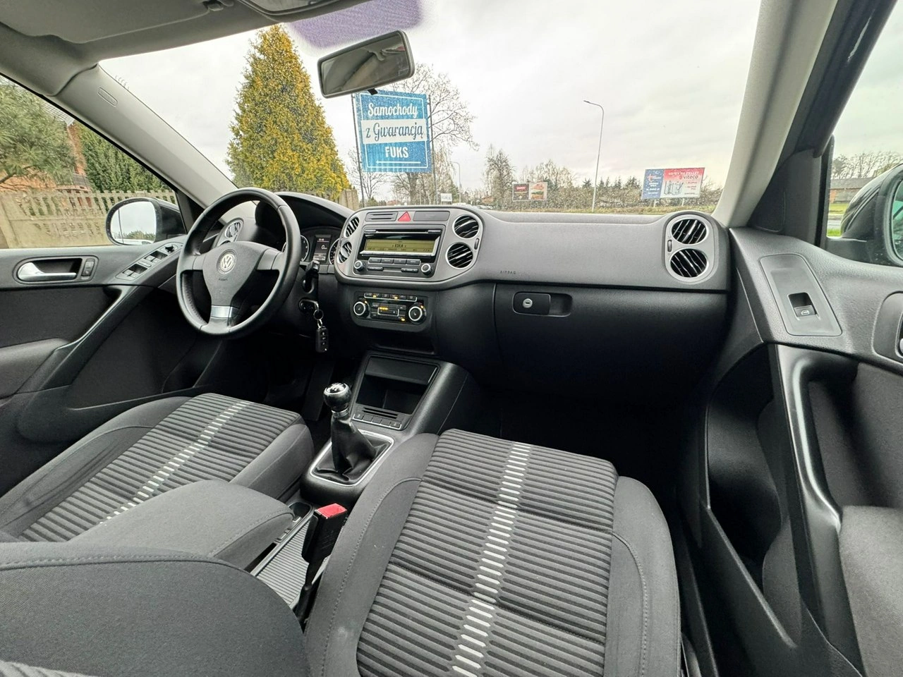 Volkswagen Tiguan - Zdjęcie 21