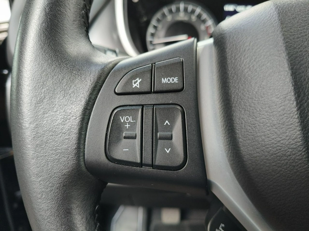 Suzuki Vitara - Zdjęcie 17