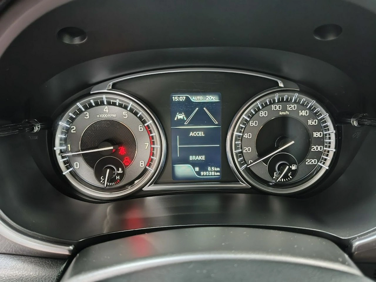 Suzuki Vitara - Zdjęcie 18