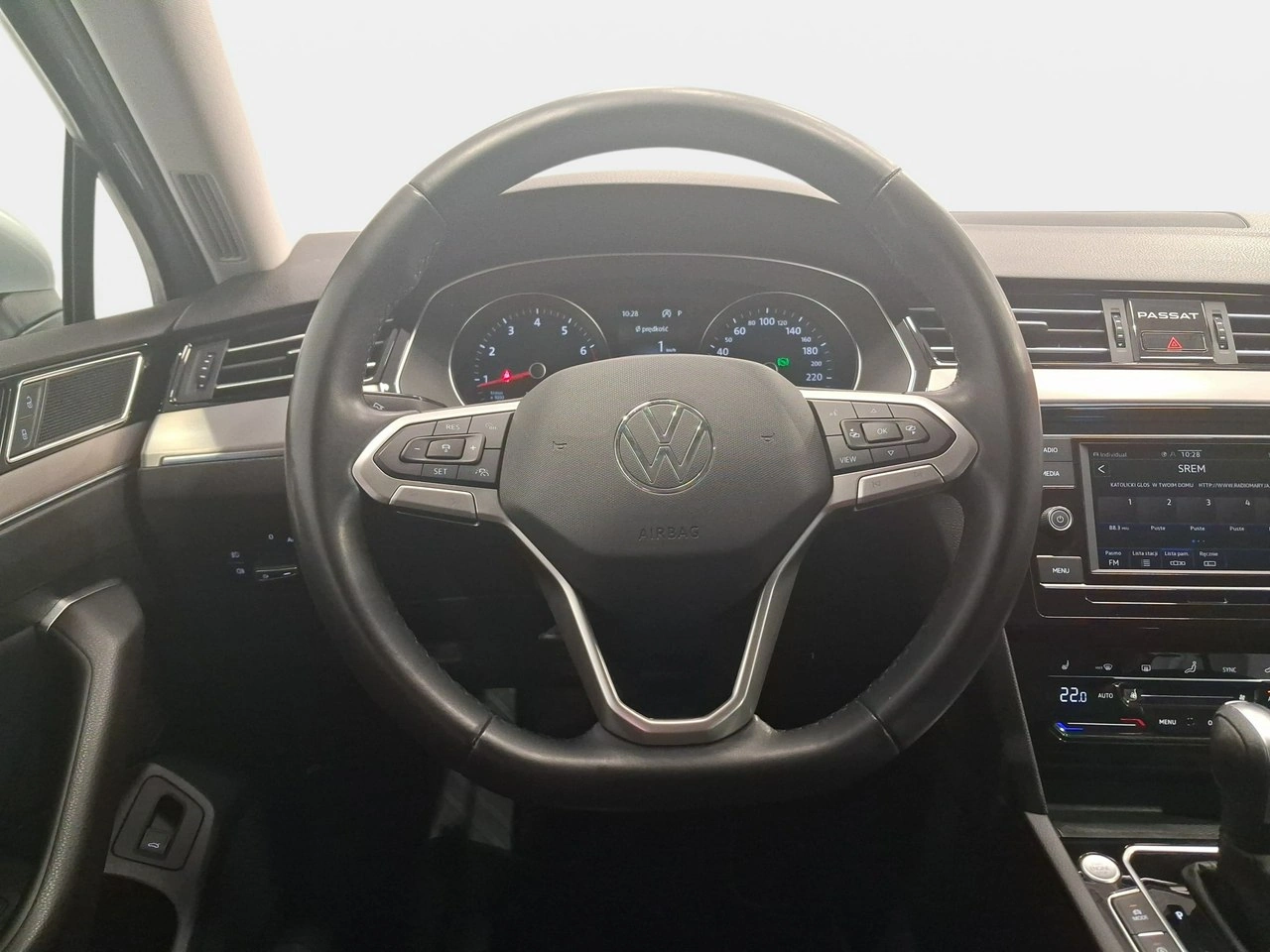 Volkswagen Passat Variant - Zdjęcie 12