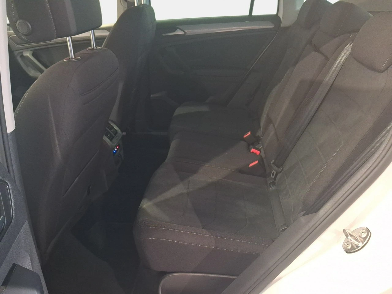 Volkswagen Tiguan - Zdjęcie 10