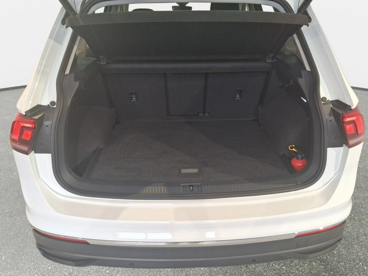 Volkswagen Tiguan - Zdjęcie 12