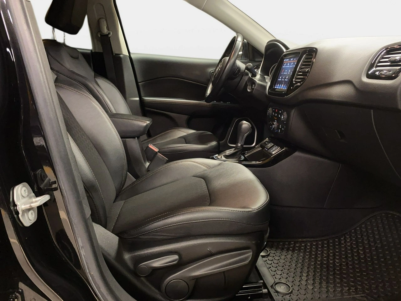 Jeep Compass - Zdjęcie 11