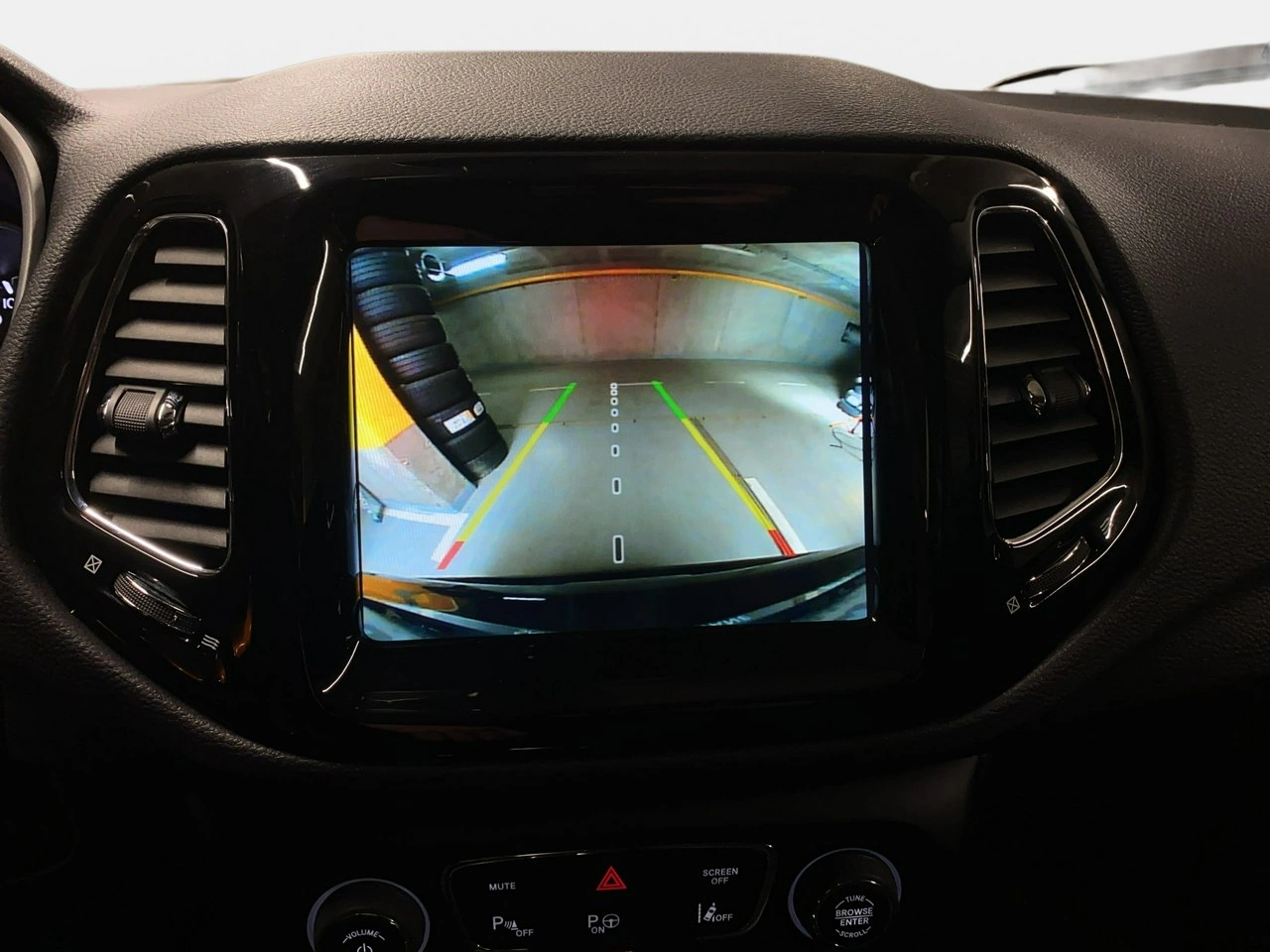 Jeep Compass - Zdjęcie 31