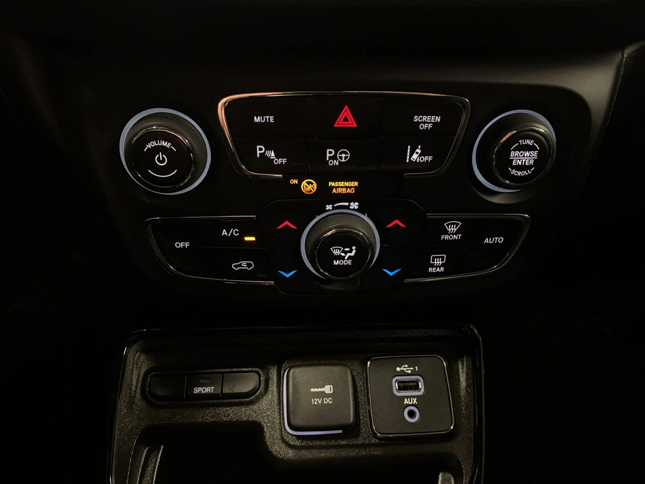 Jeep Compass - Zdjęcie 32