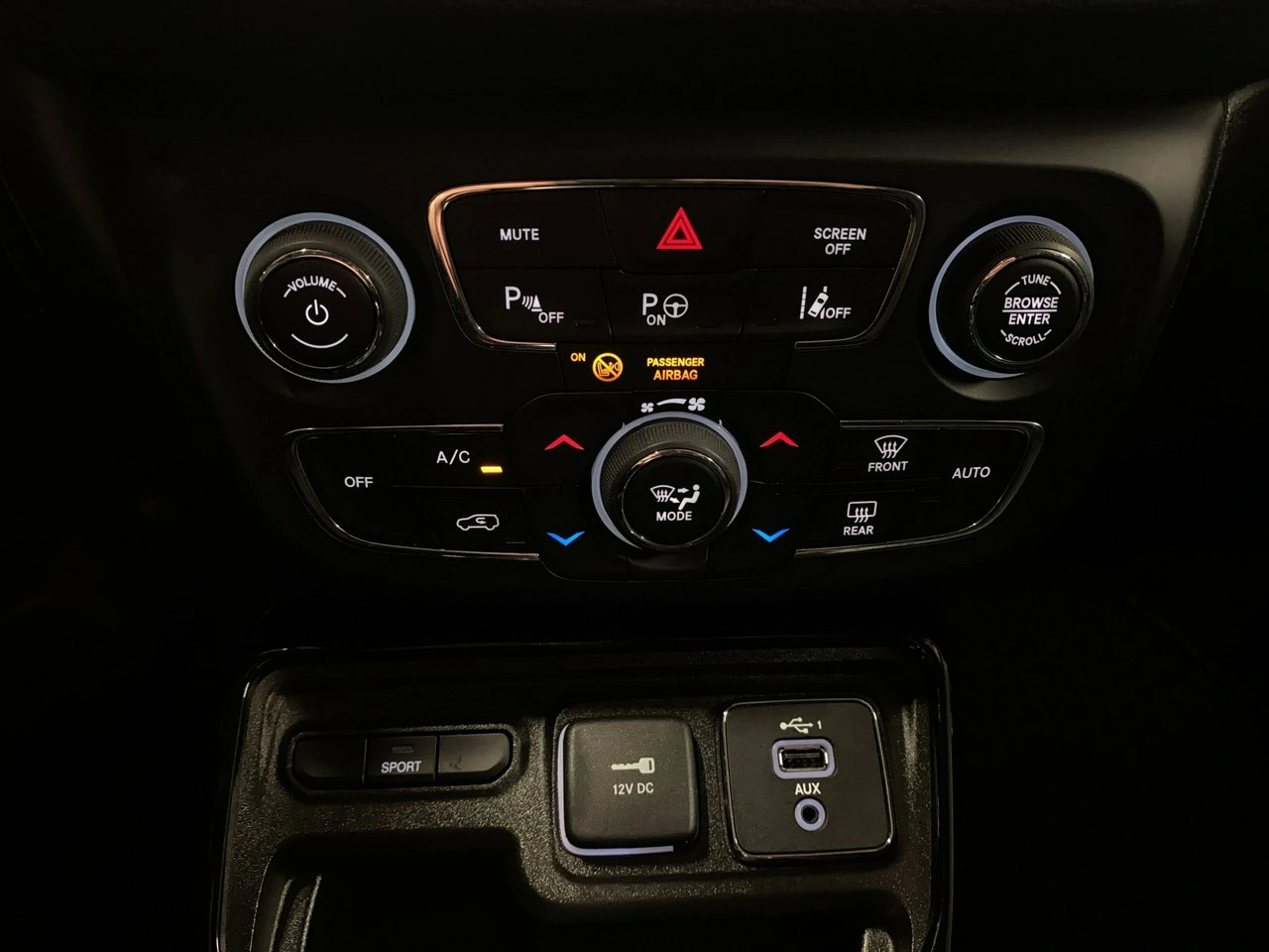 Jeep Compass - Zdjęcie 32