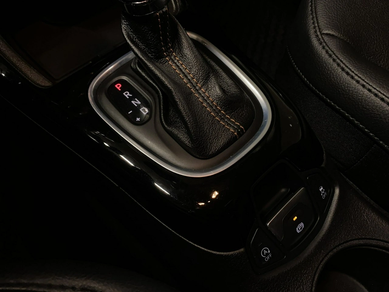 Jeep Compass - Zdjęcie 34