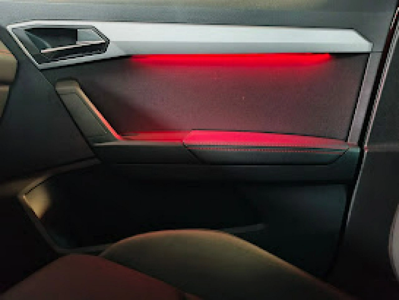 Seat Arona - Zdjęcie 16