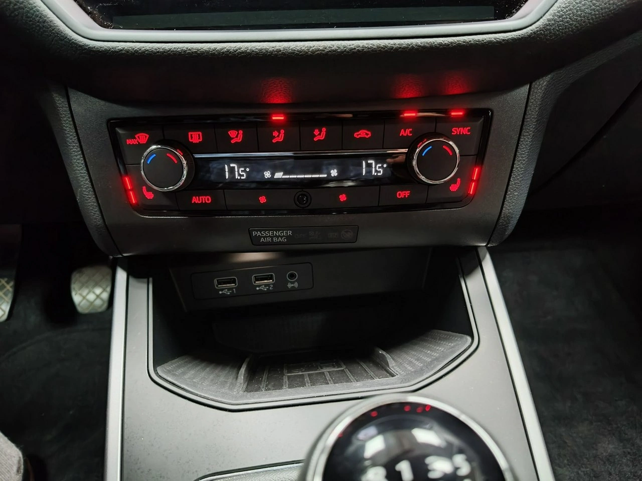 Seat Arona - Zdjęcie 26