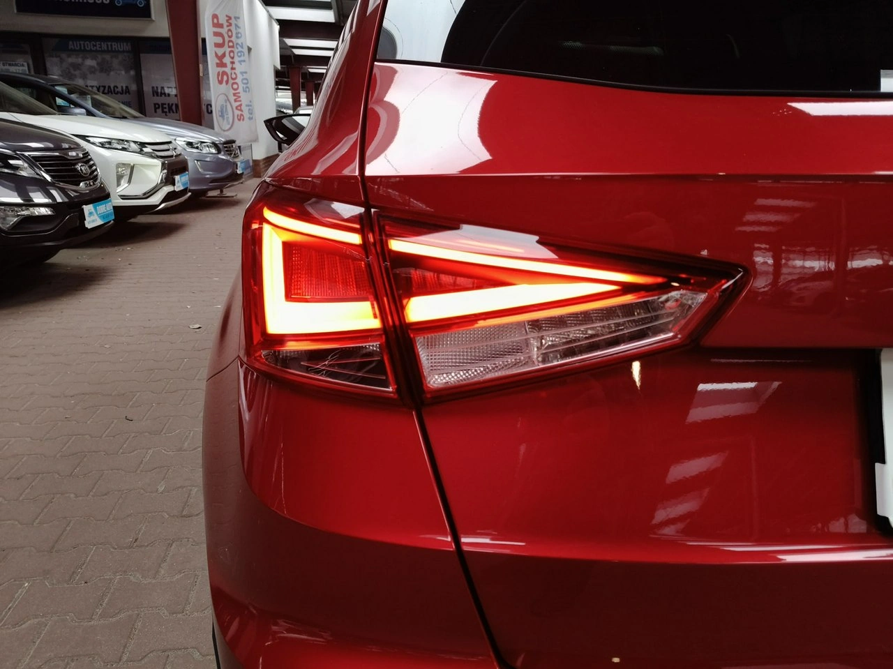 Seat Arona - Zdjęcie 8