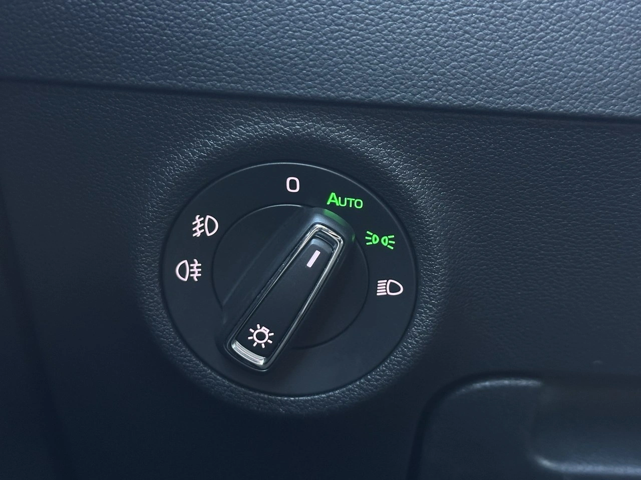 Skoda Karoq - Zdjęcie 40