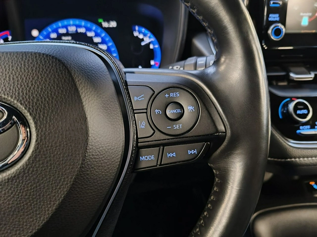 Toyota Corolla - Zdjęcie 21