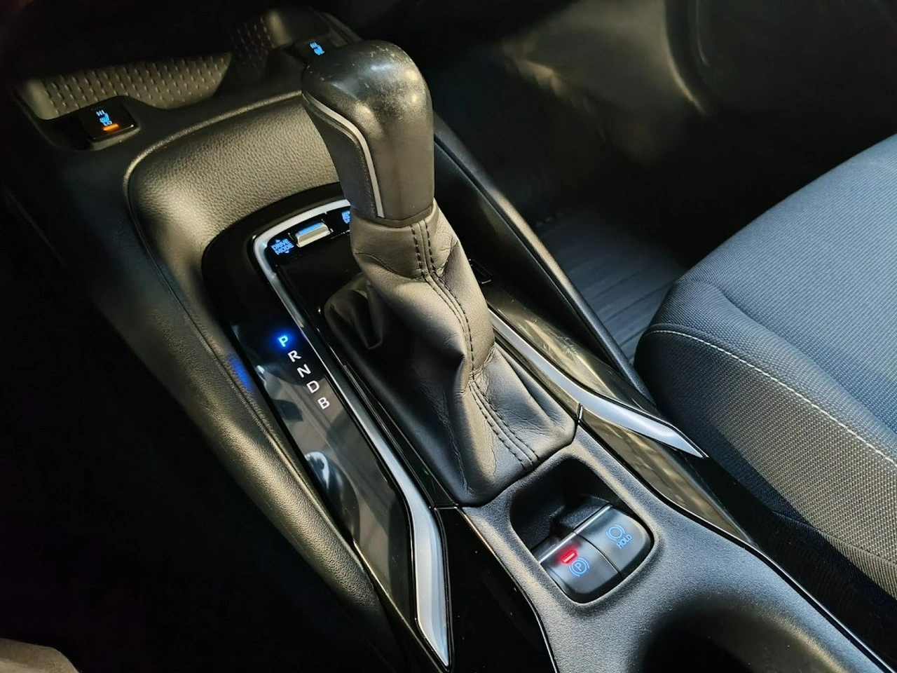 Toyota Corolla - Zdjęcie 28