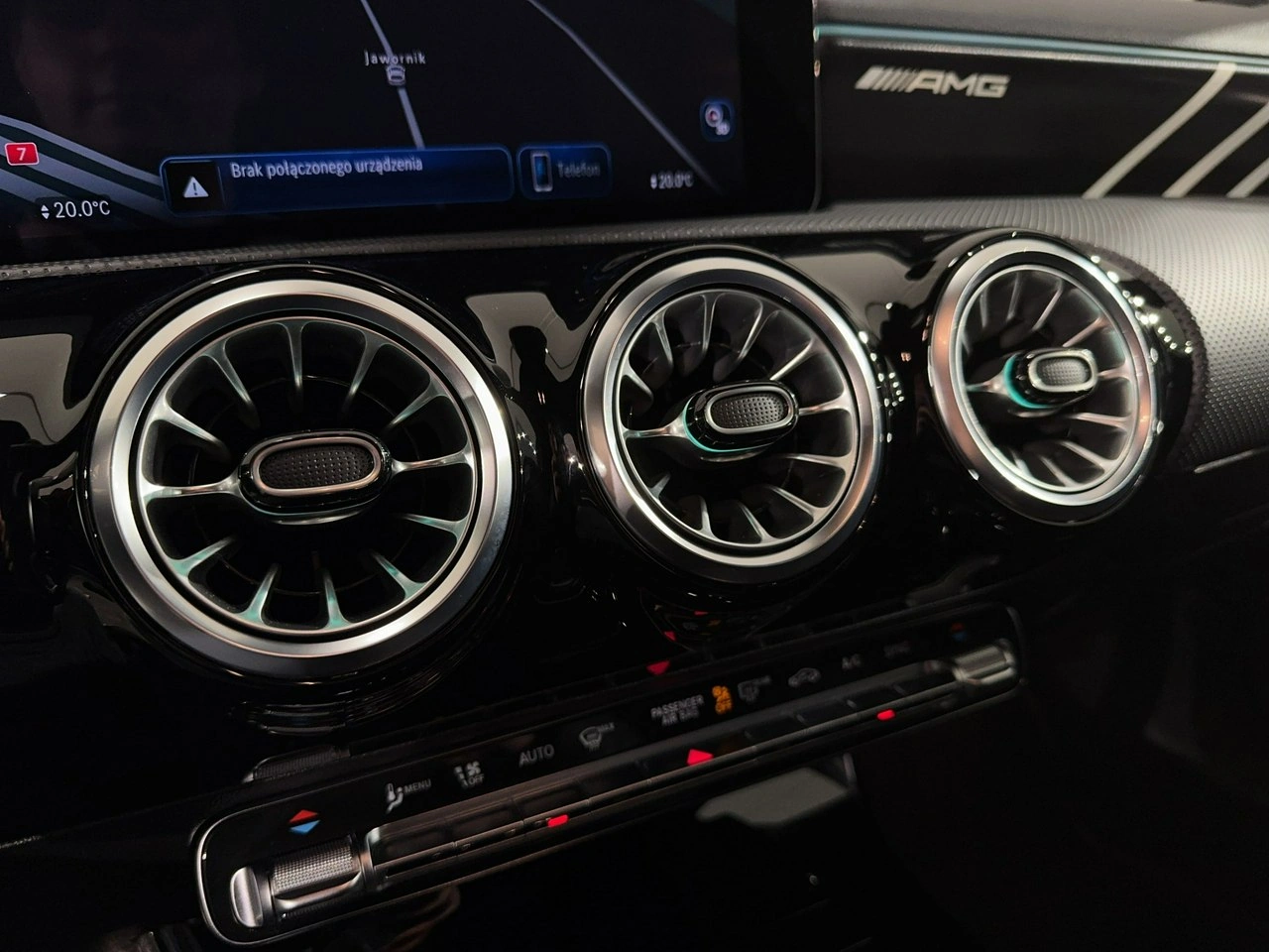 Mercedes A 35 AMG - Zdjęcie 30