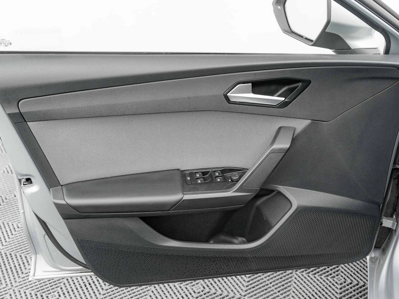 Seat Leon - Zdjęcie 10