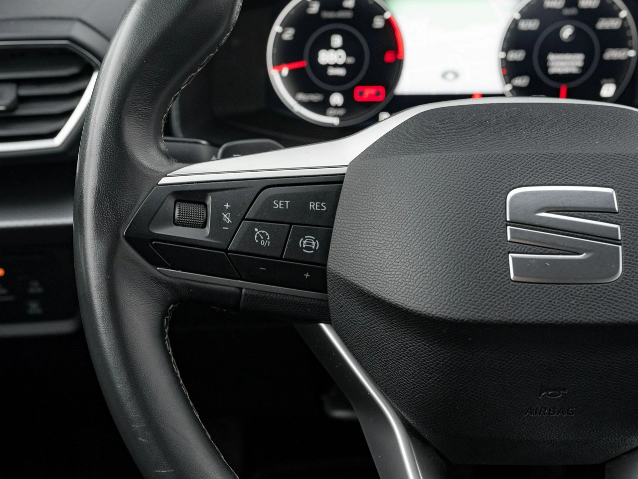 Seat Leon - Zdjęcie 14