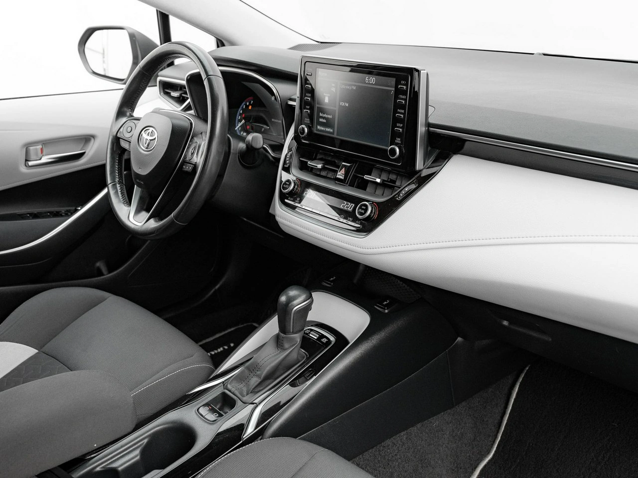 Toyota Corolla - Zdjęcie 26