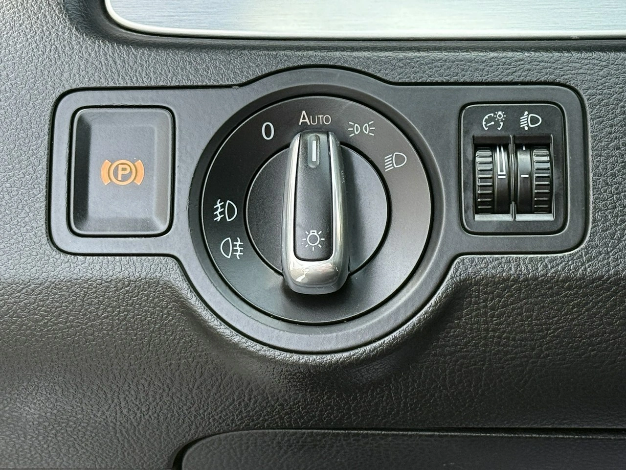 Volkswagen Passat CC - Zdjęcie 14