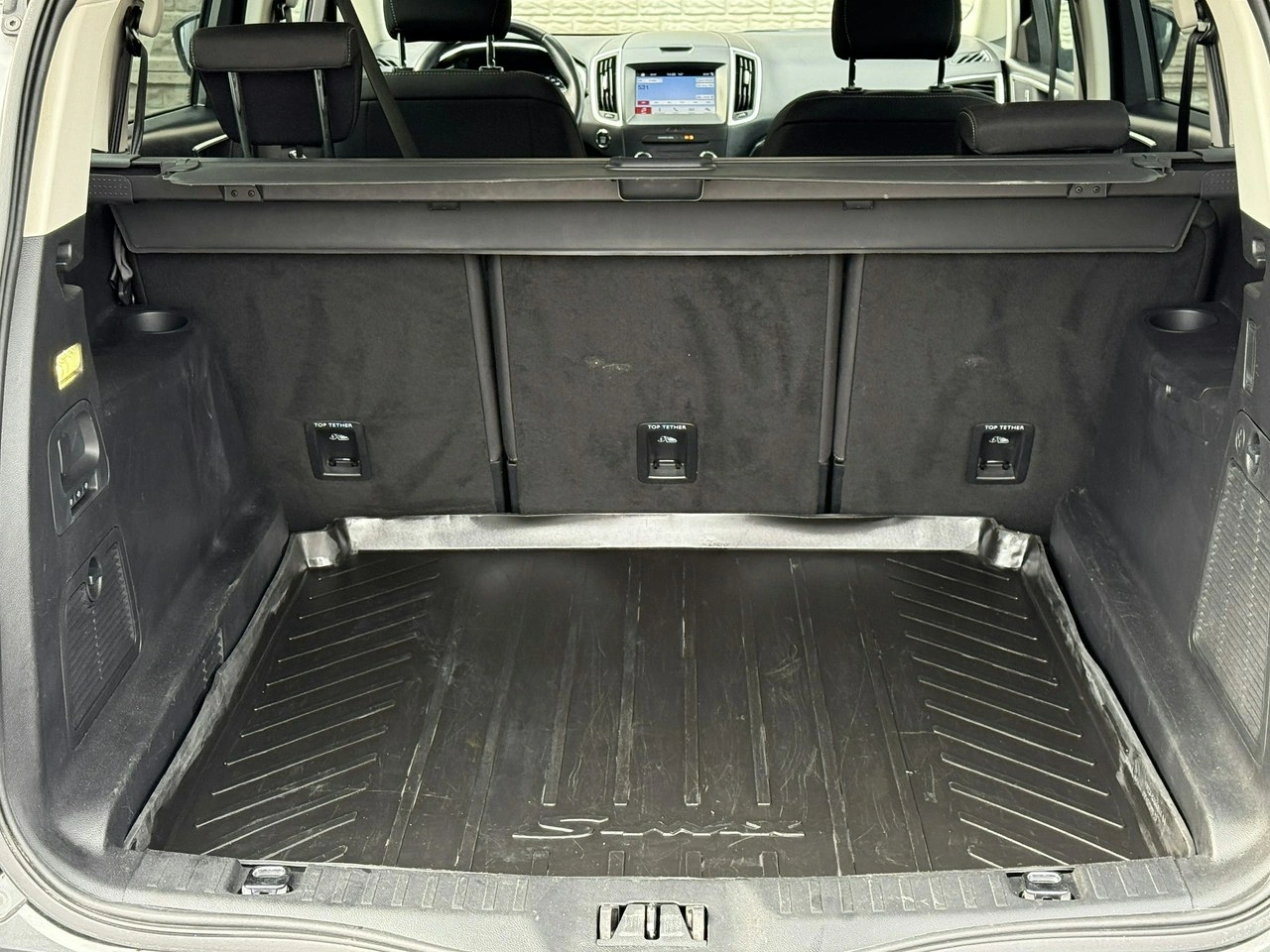 Ford S-Max - Zdjęcie 9