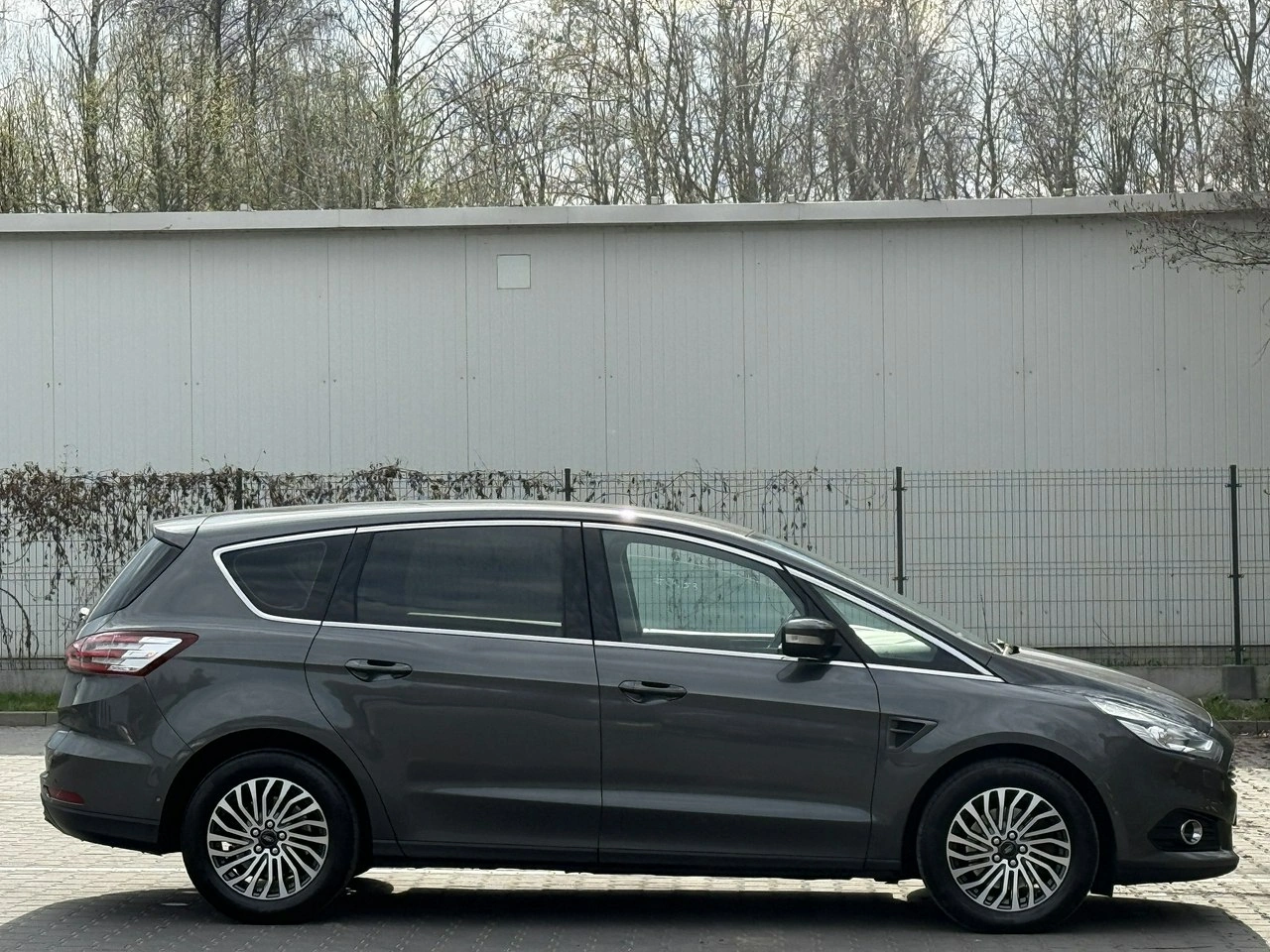Ford S-Max - Zdjęcie 37