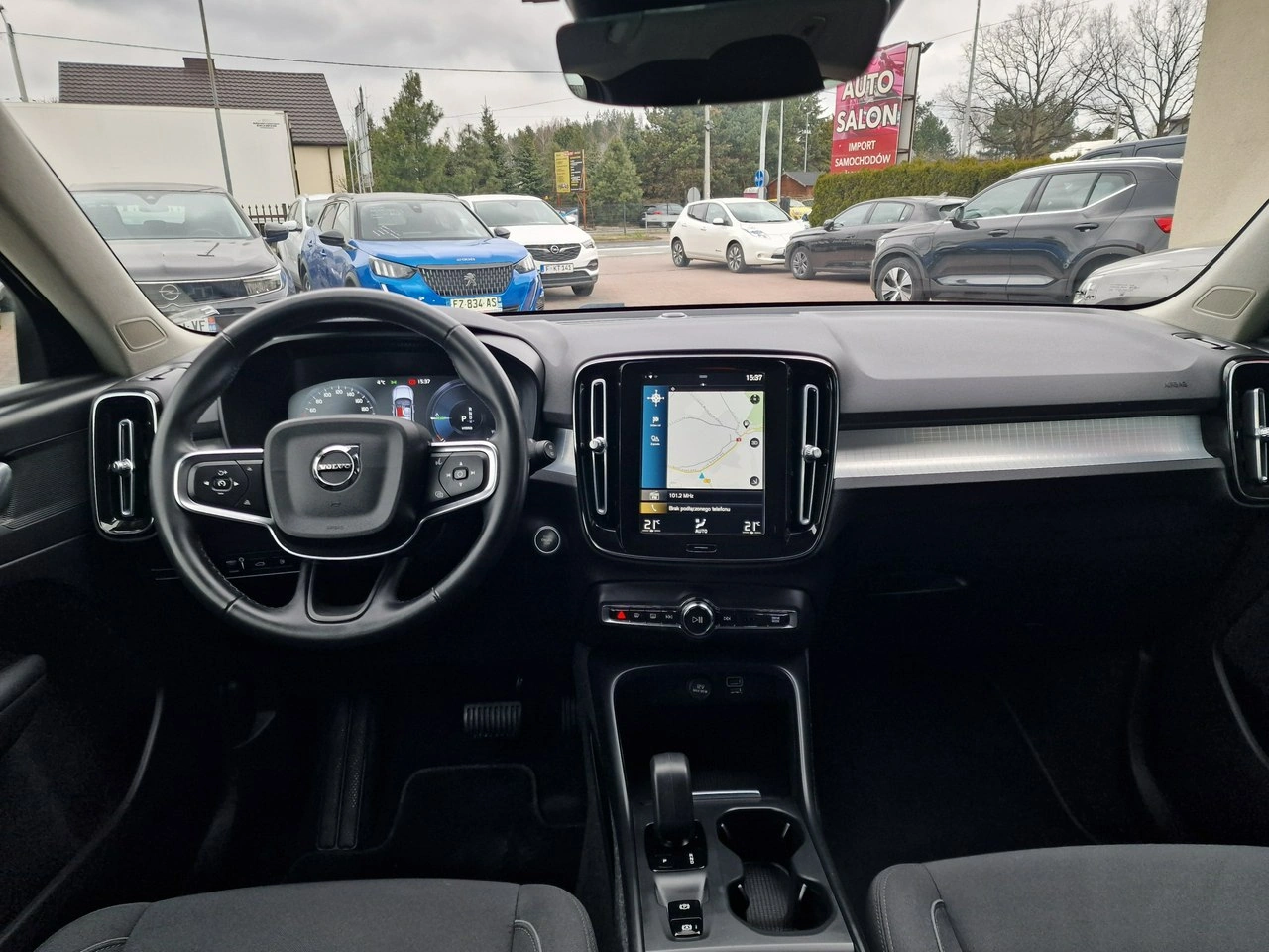 Volvo XC 40 - Zdjęcie 18