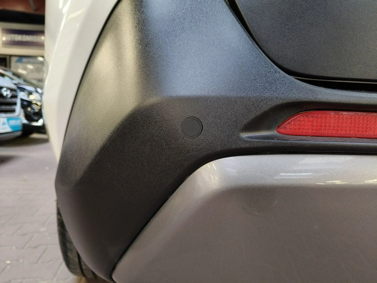 Toyota RAV-4 - Zdjęcie 10