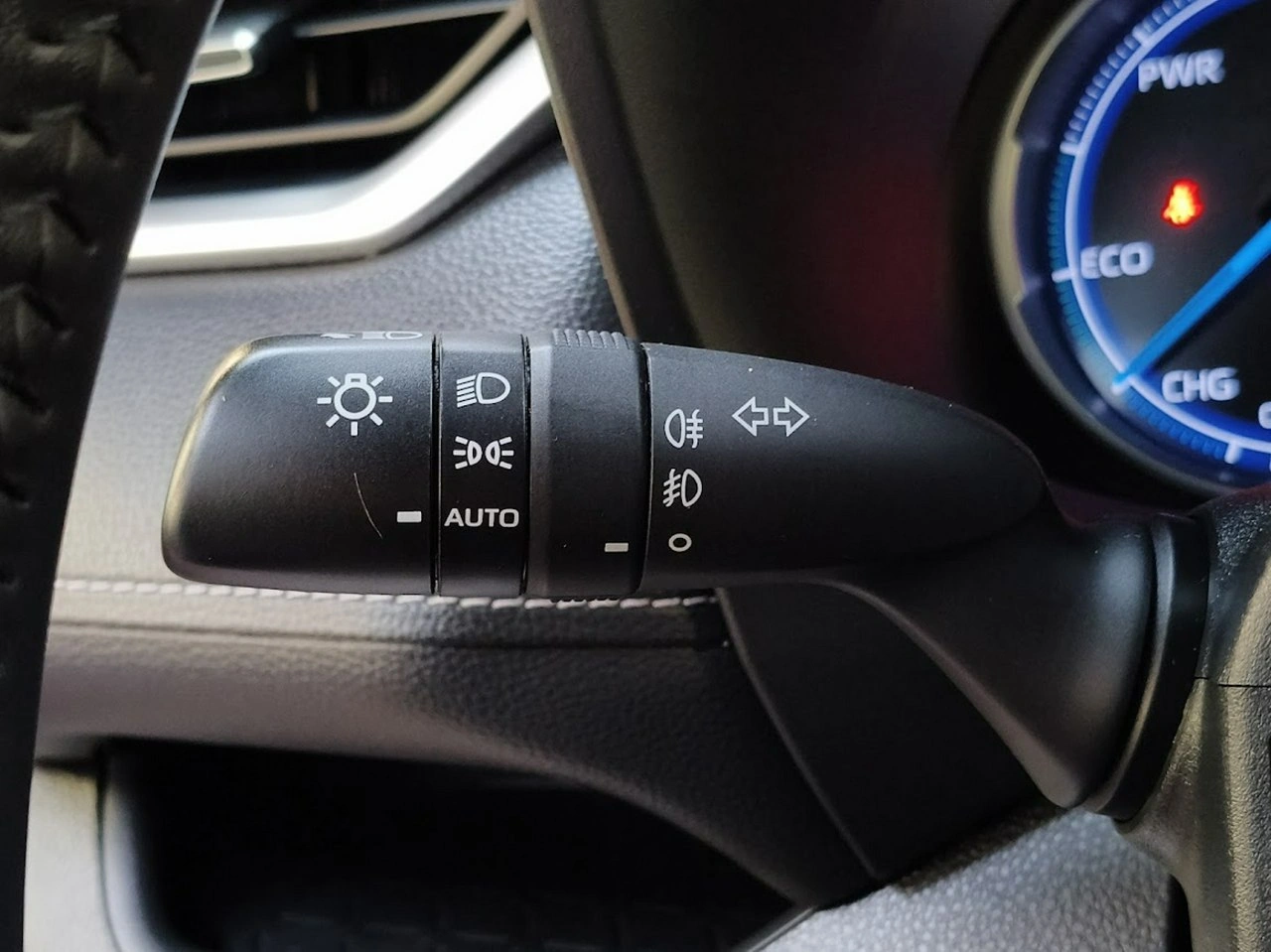 Toyota RAV-4 - Zdjęcie 17