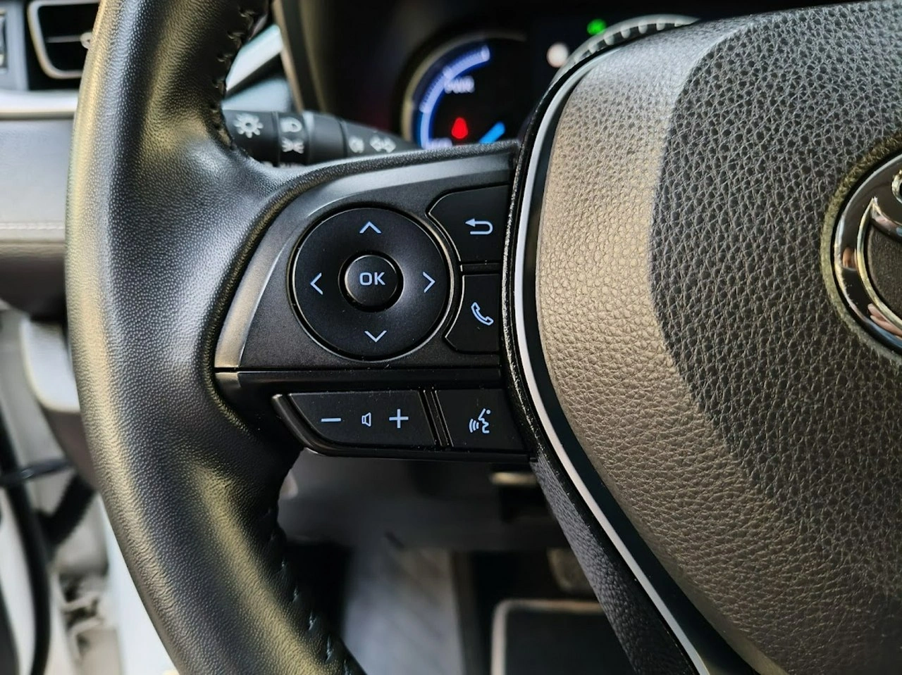 Toyota RAV-4 - Zdjęcie 18