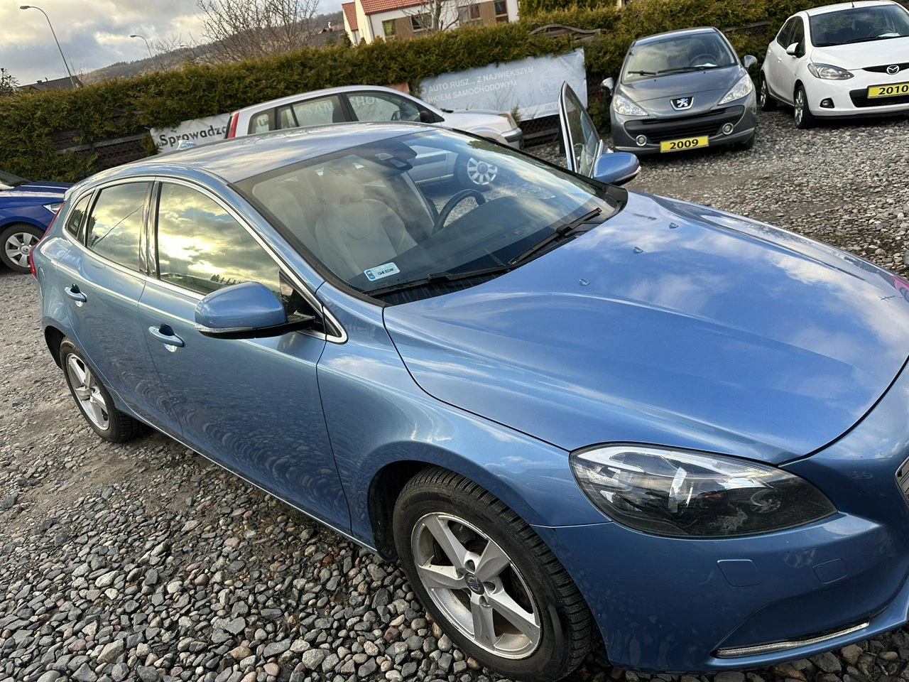 Volvo V40 - Zdjęcie 1