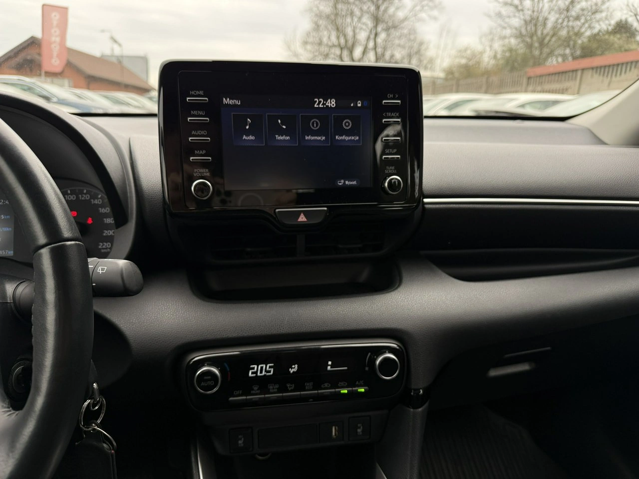 Mazda 2 Hybrid - Zdjęcie 22