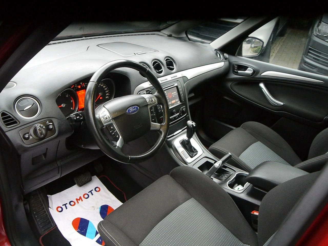 Ford S-Max - Zdjęcie 15