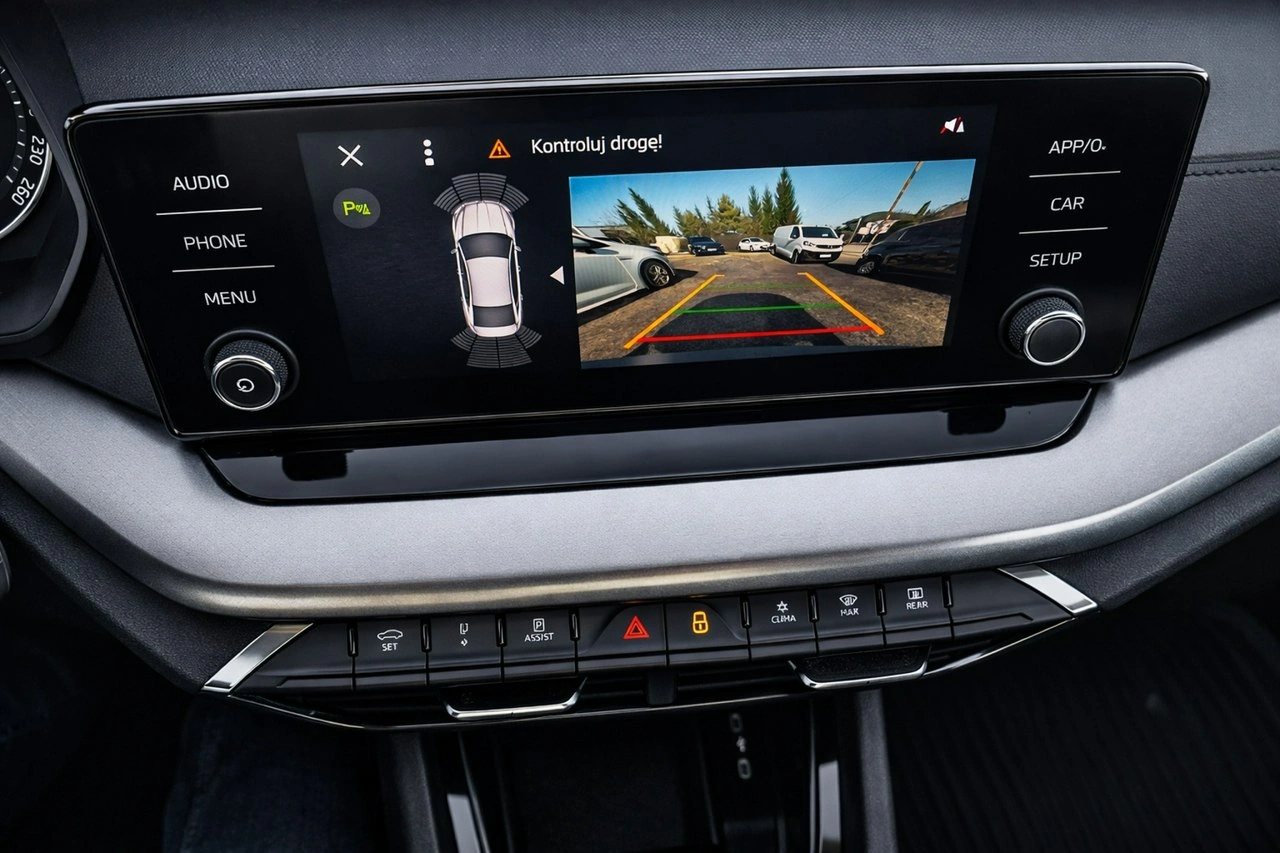 Skoda Octavia - Zdjęcie 9