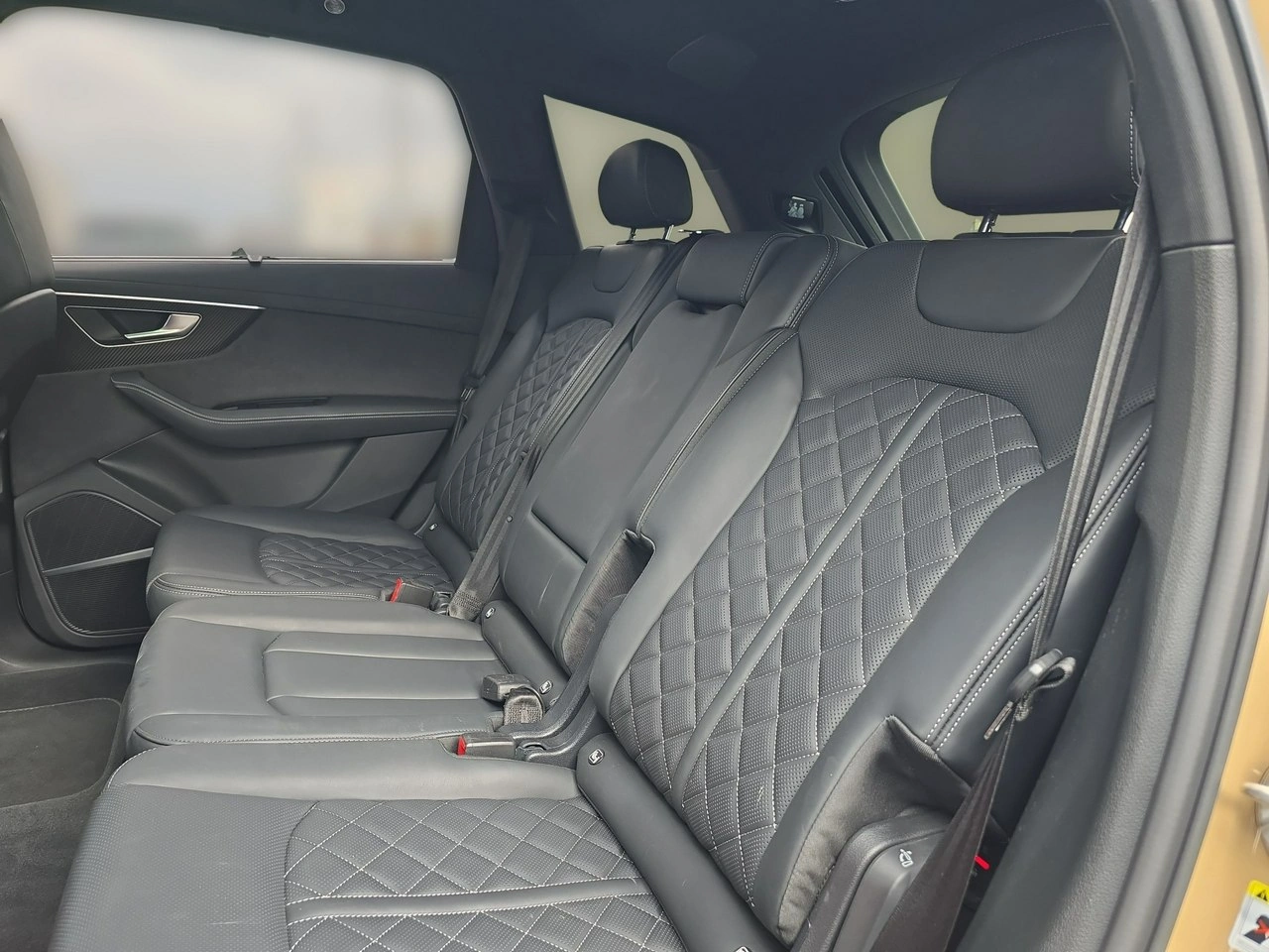 Audi Q7 - Zdjęcie 21