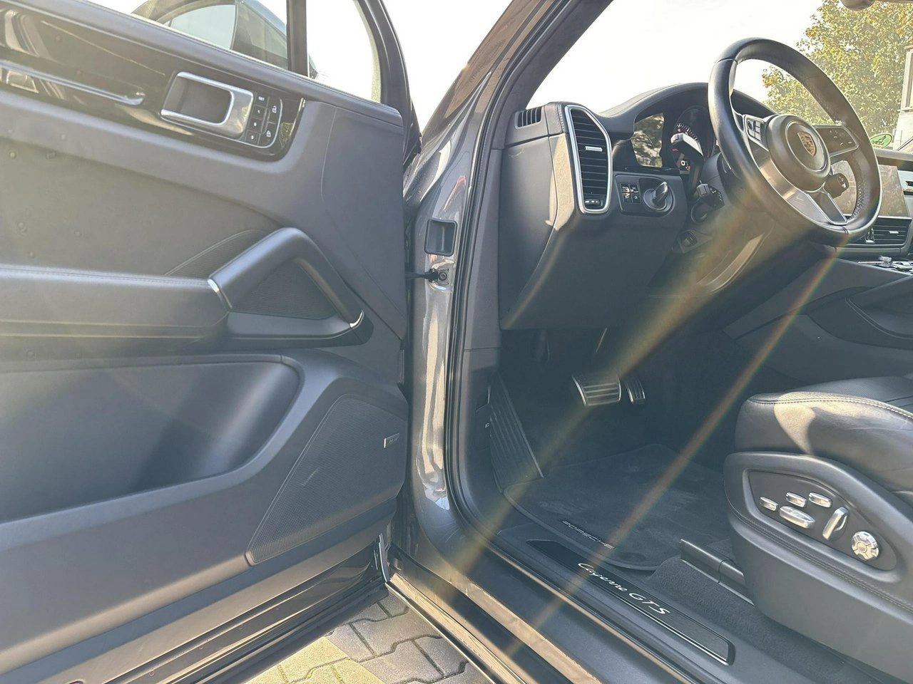 Porsche Cayenne GTS - Zdjęcie 9